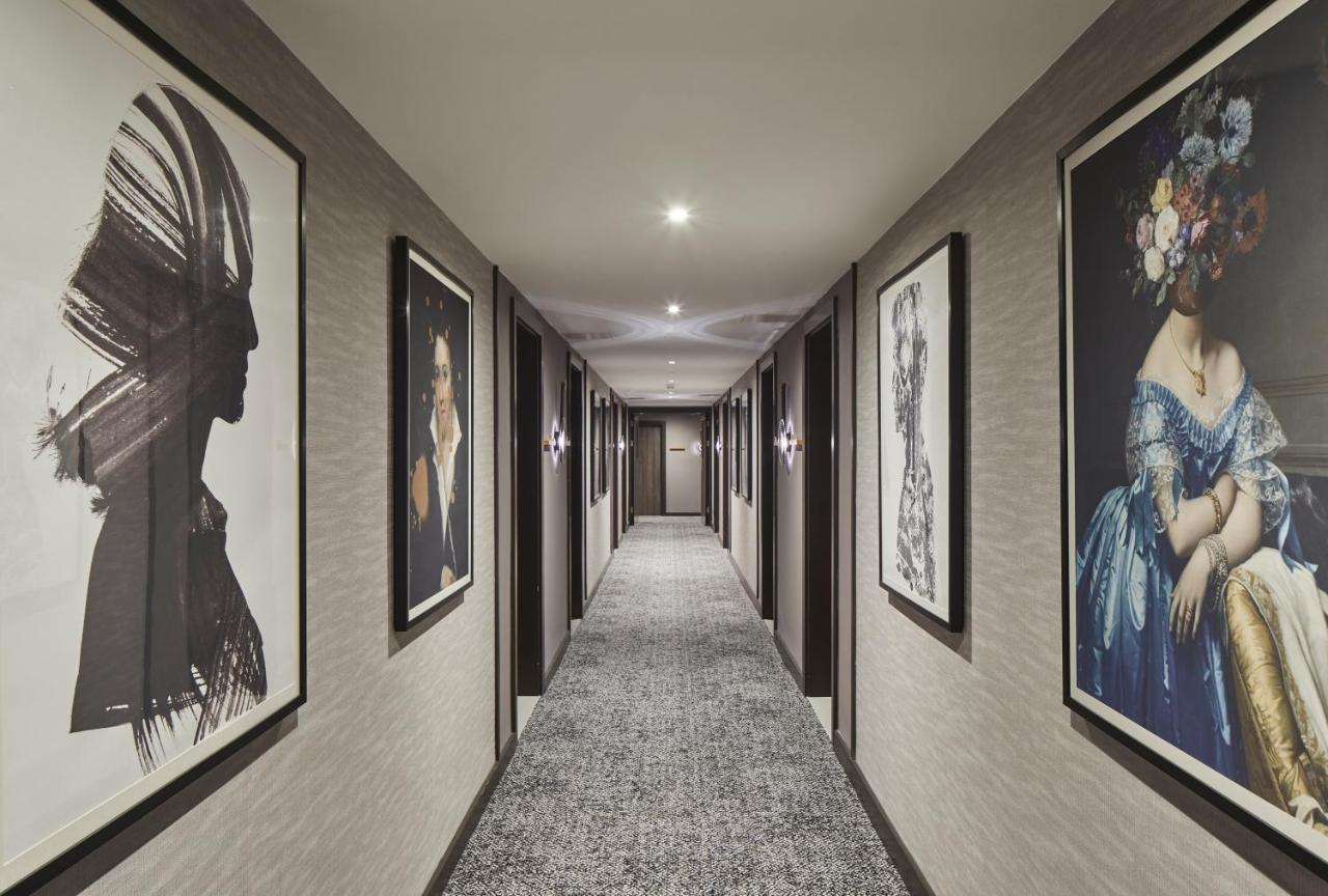 Four Points By Sheraton London Gatwick Airport 霍利 外观 照片