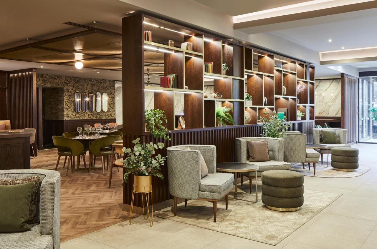 Four Points By Sheraton London Gatwick Airport 霍利 外观 照片